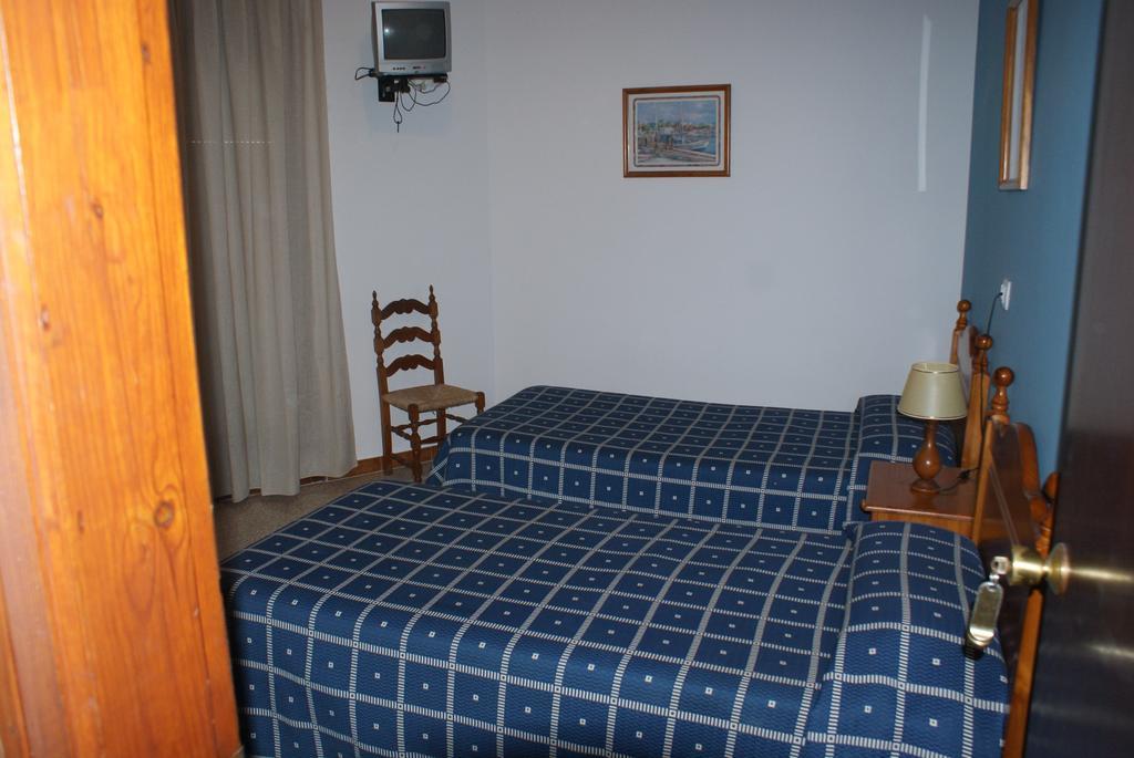 Hostal Gran Sol Llanca Exterior photo